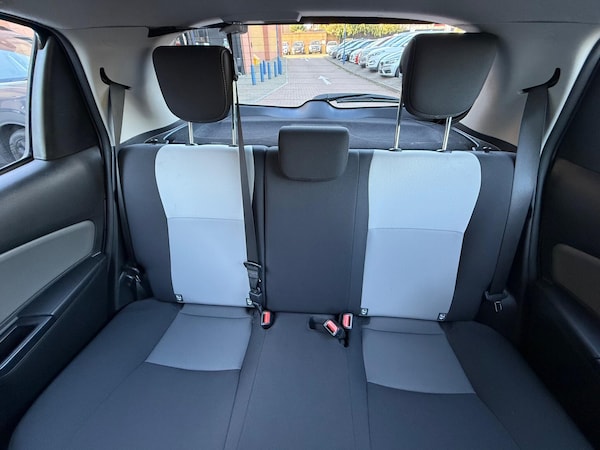 Used Toyota Yaris 2018 for sale - 76326427: Photo 20