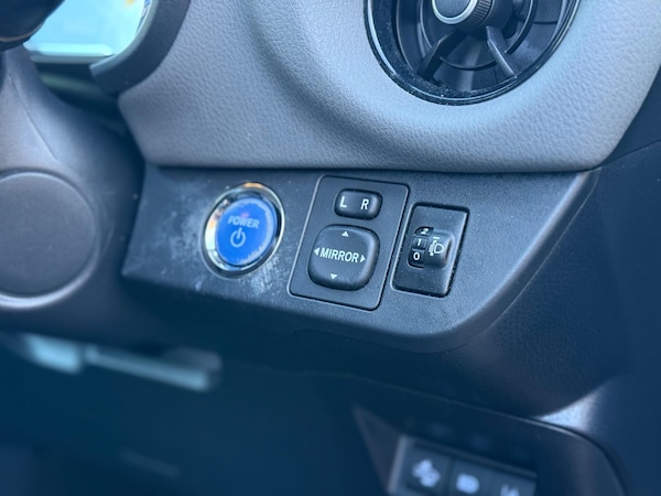 Used Toyota Yaris 2018 for sale - 76326427: Photo 22