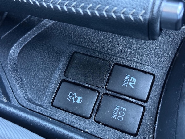 Used Toyota Yaris 2018 for sale - 76326427: Photo 26