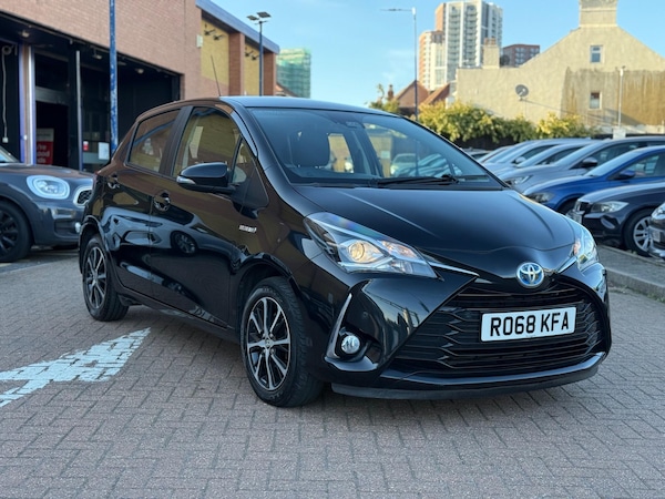 Used Toyota Yaris 2018 for sale - 76326427: Photo 5