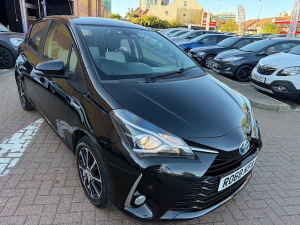 Used Toyota Yaris 2018 for sale - 76326427: Photo 7