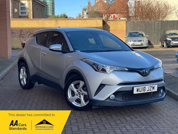 Used Toyota C-HR 2018 for sale - 77537135: Photo