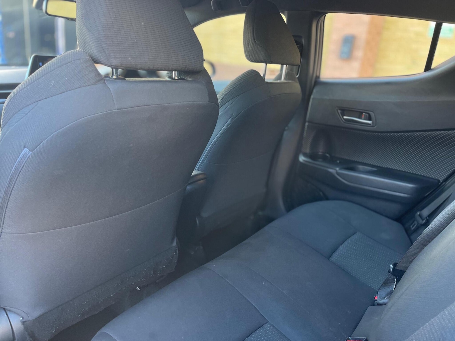 Used Toyota C-HR for sale - 77537135: Photo 23