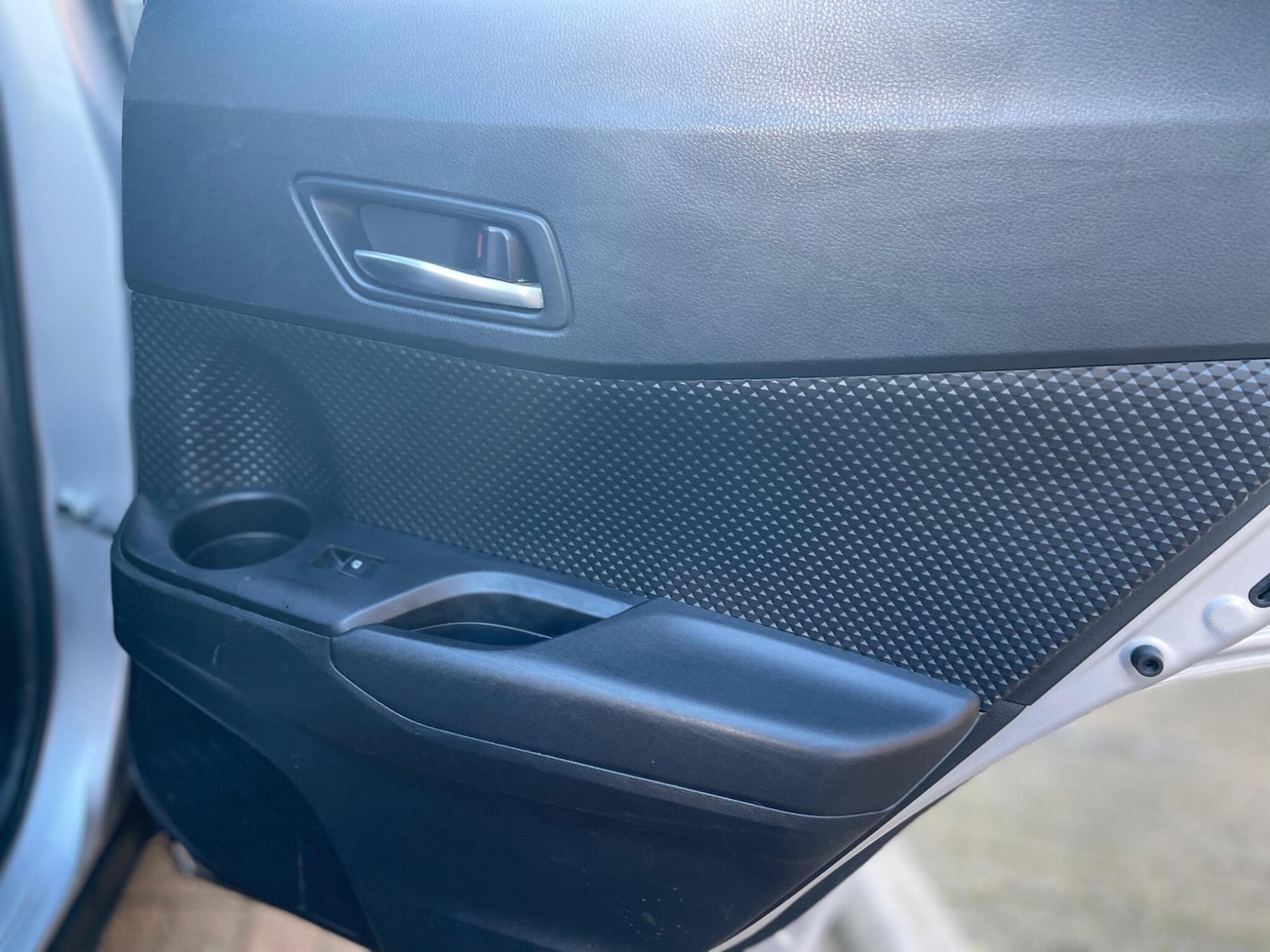 Used Toyota C-HR for sale - 77537135: Photo 36