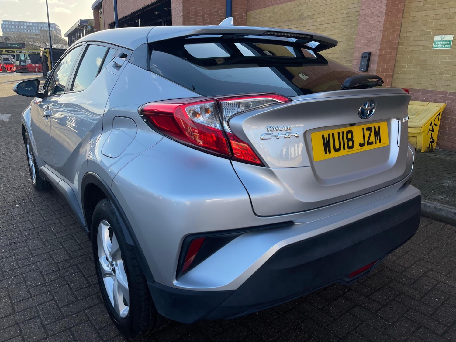 Used Toyota C-HR for sale - 77537135: Photo 4