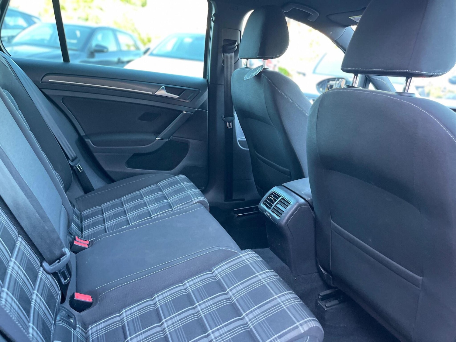 Used Volkswagen Golf 2018 for sale - 76551904: Photo 18