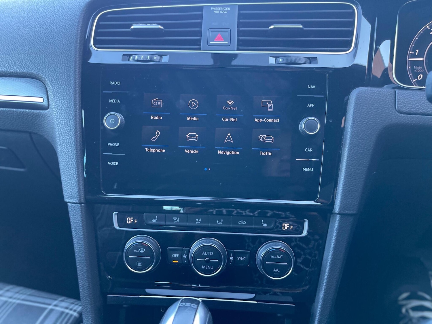 Used Volkswagen Golf 2018 for sale - 76551904: Photo 27