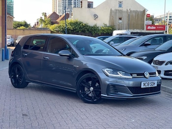 Used Volkswagen Golf 2018 for sale - 76551904: Photo