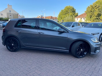 Used Volkswagen Golf 2018 for sale - 76551904: Photo