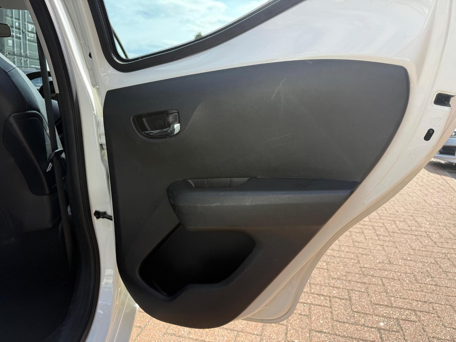 Used Toyota AYGO 2016 for sale - 76551865: Photo 28