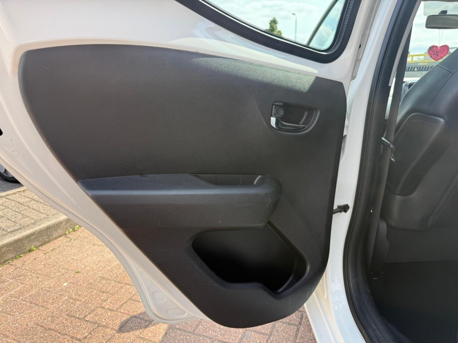 Used Toyota AYGO 2016 for sale - 76551865: Photo 29