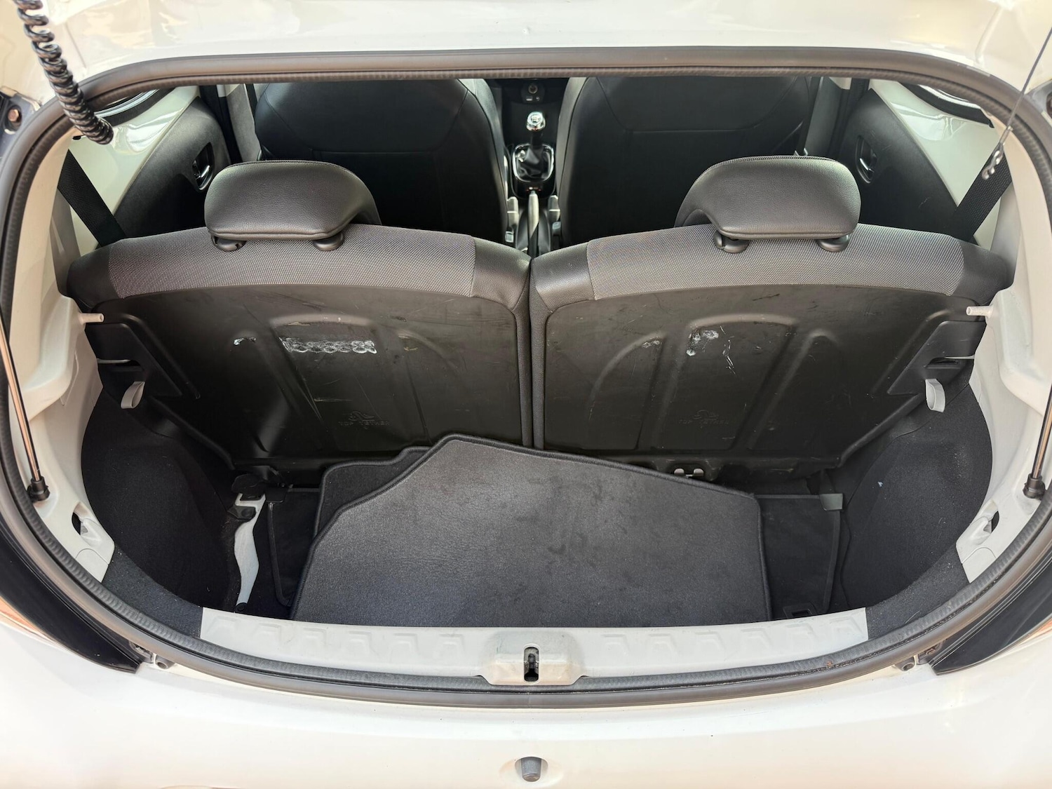 Used Toyota AYGO 2016 for sale - 76551865: Photo 34