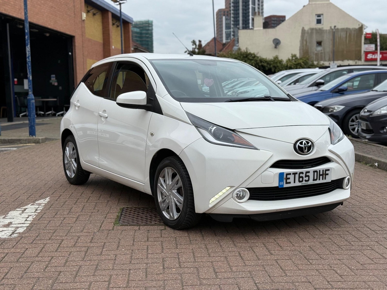 Used Toyota AYGO 2016 for sale - 76551865: Photo 5