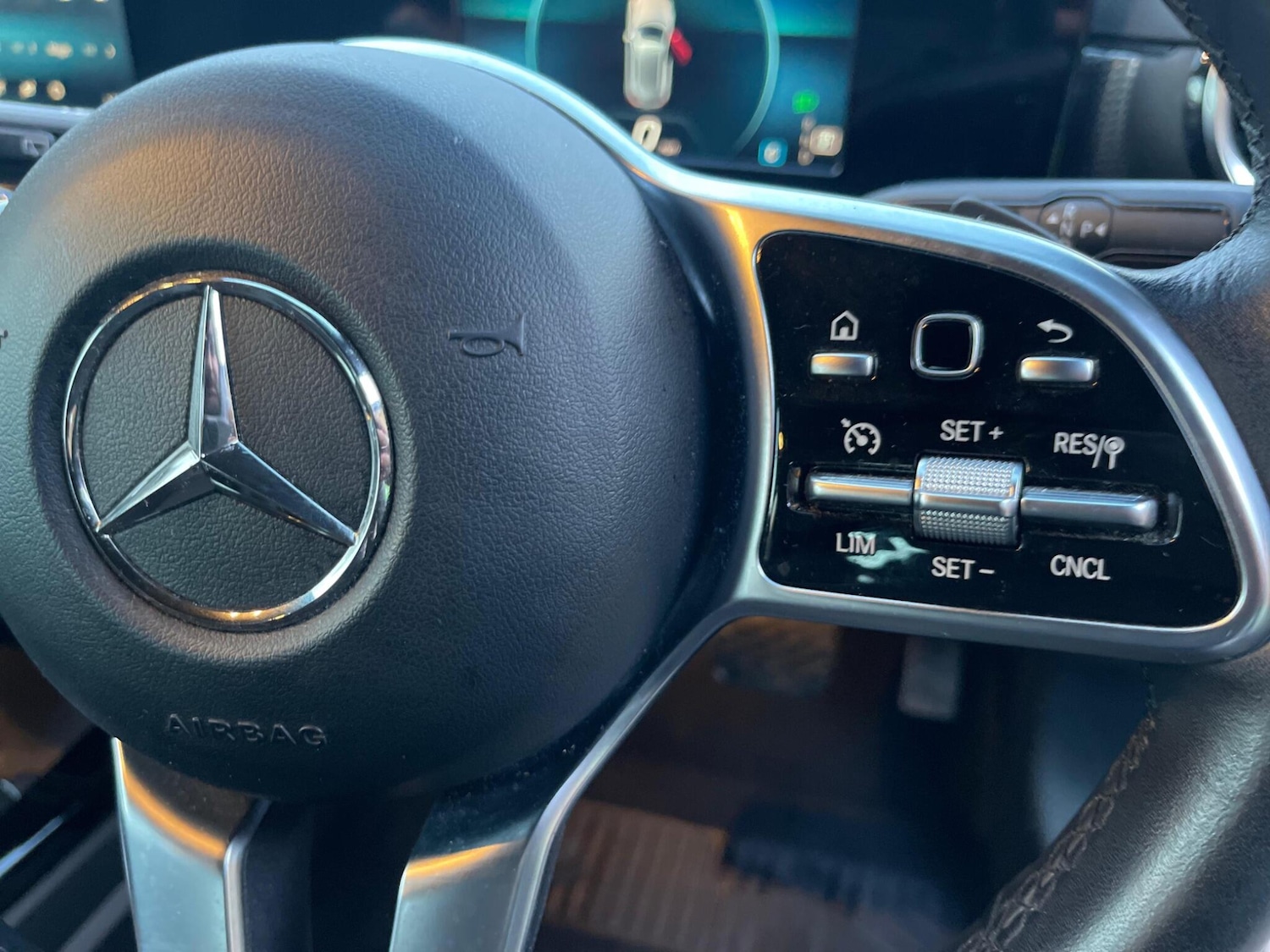 Used Mercedes-Benz A-Class for sale - 77215090: Photo 32