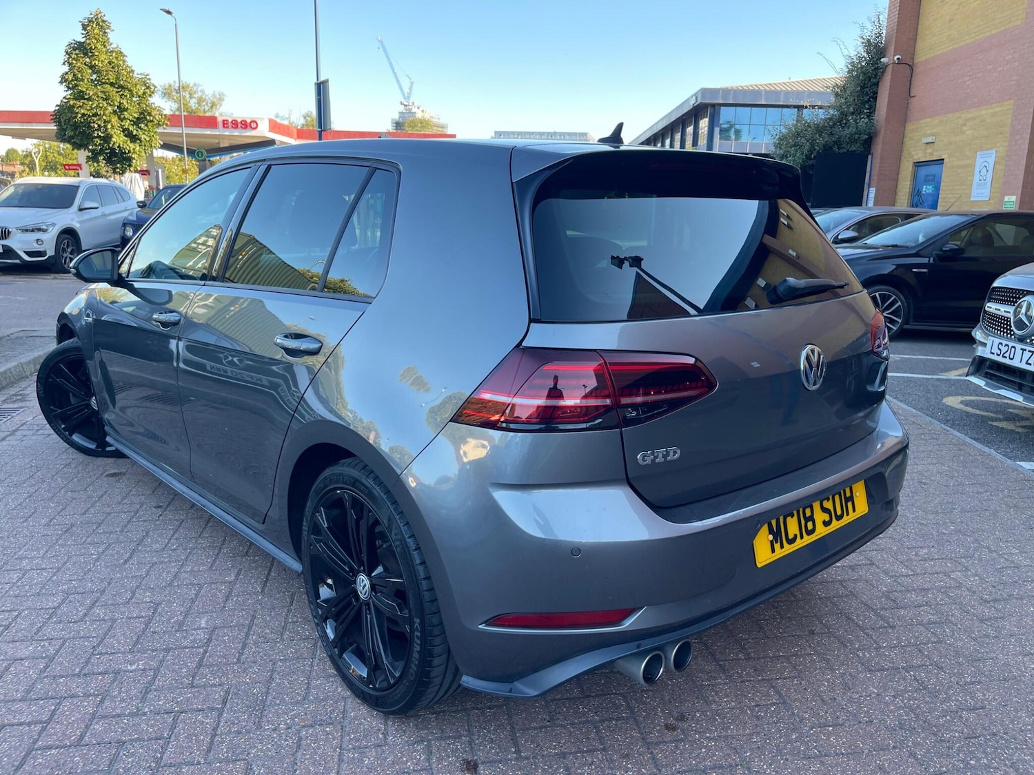 Used Volkswagen Golf 2018 for sale - 76326619: Photo 10