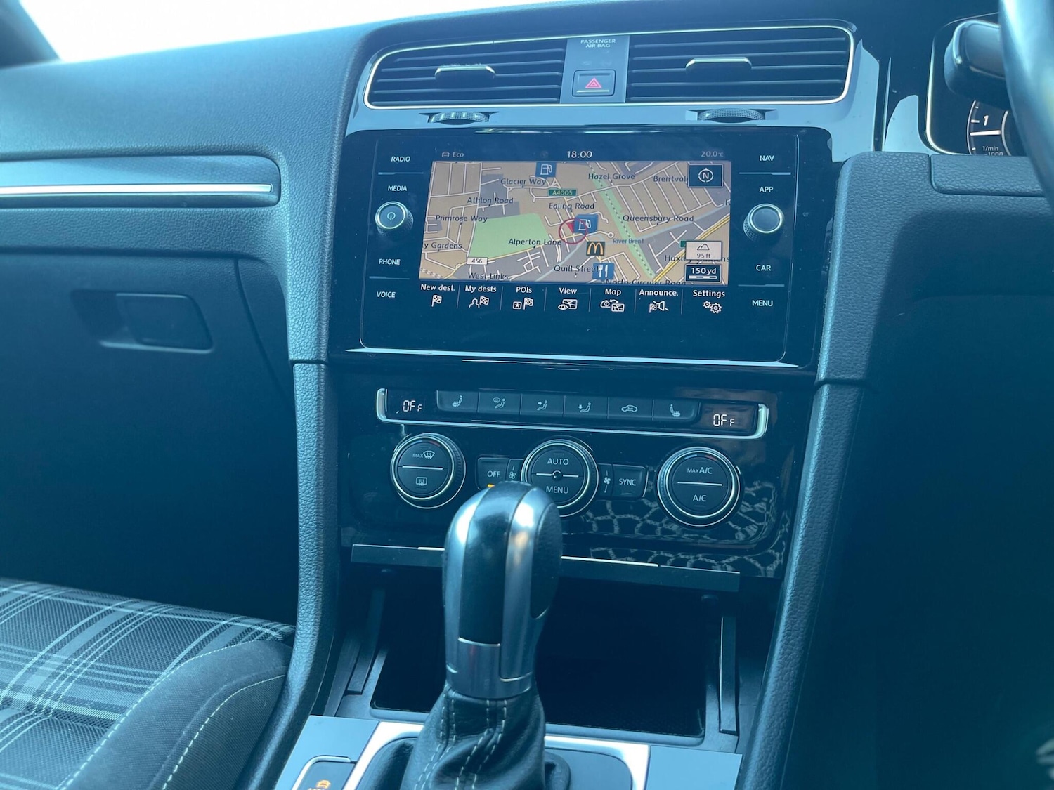 Used Volkswagen Golf 2018 for sale - 76326619: Photo 28