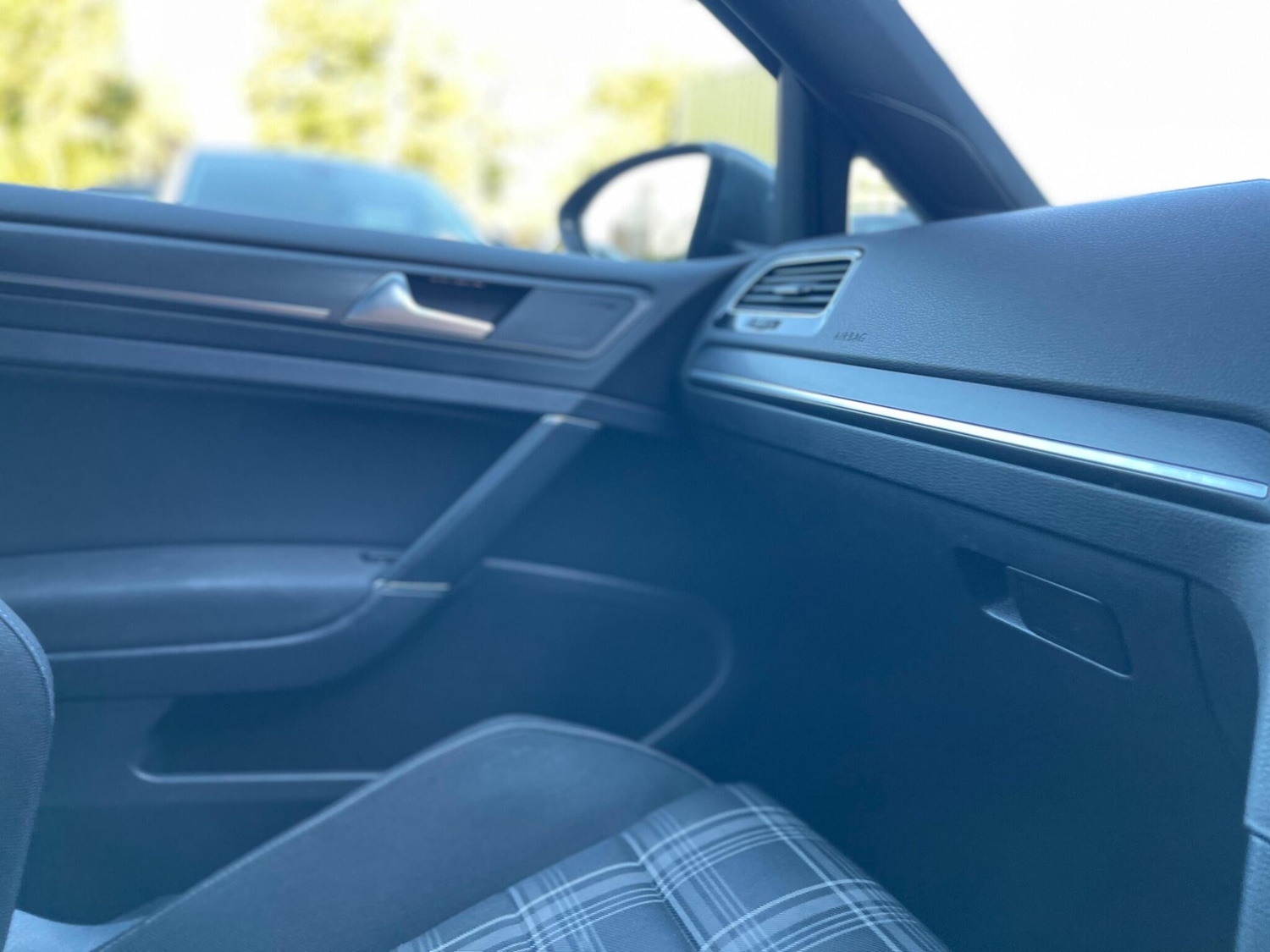 Used Volkswagen Golf 2018 for sale - 76326619: Photo 31