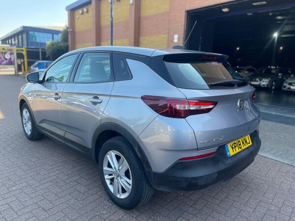 Used Vauxhall Grandland X 2018 for sale - 76326059: Photo 3