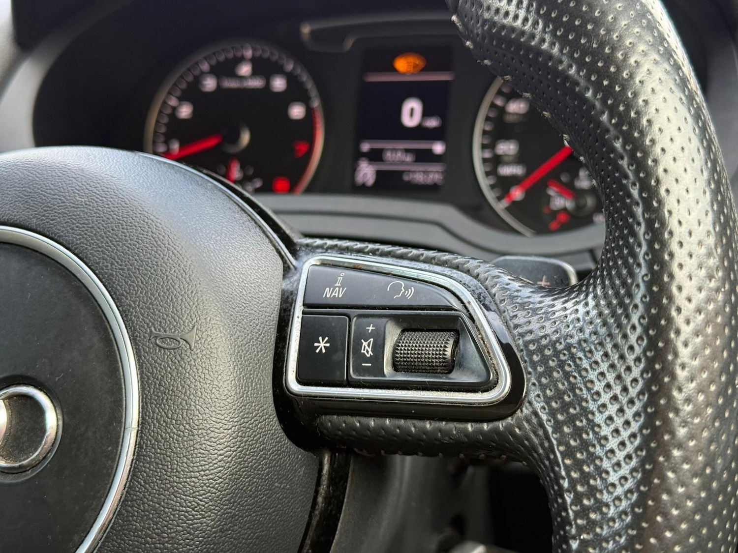 Used Audi Q3 2017 for sale - 76326058: Photo 22