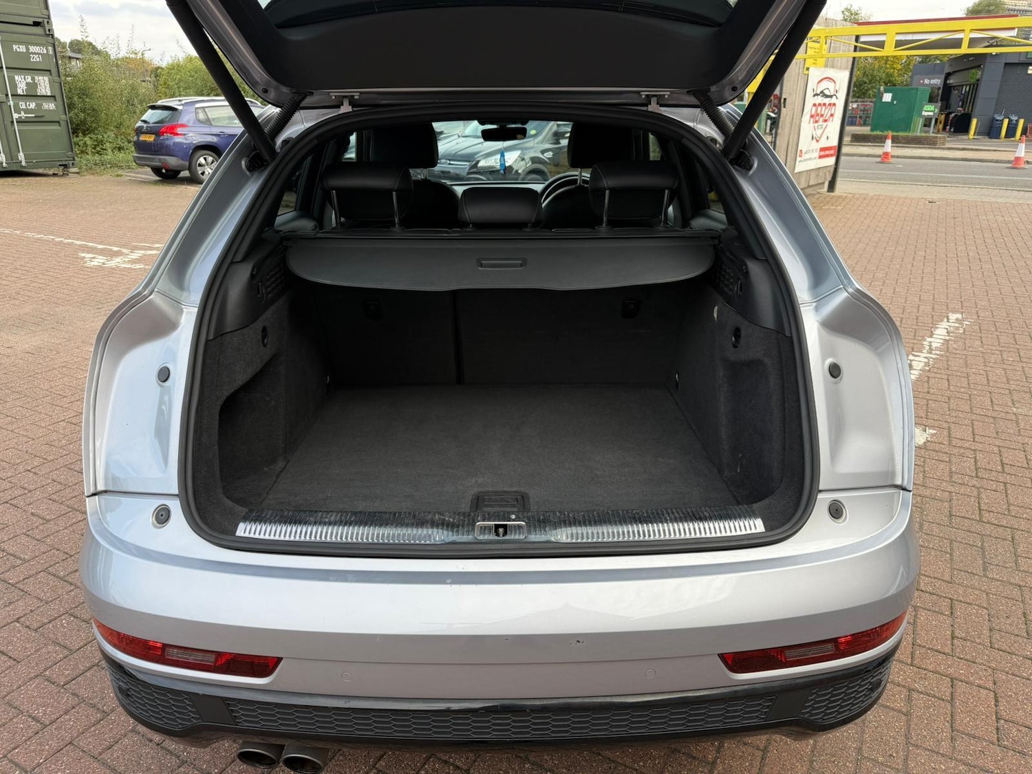 Used Audi Q3 2017 for sale - 76326058: Photo 40