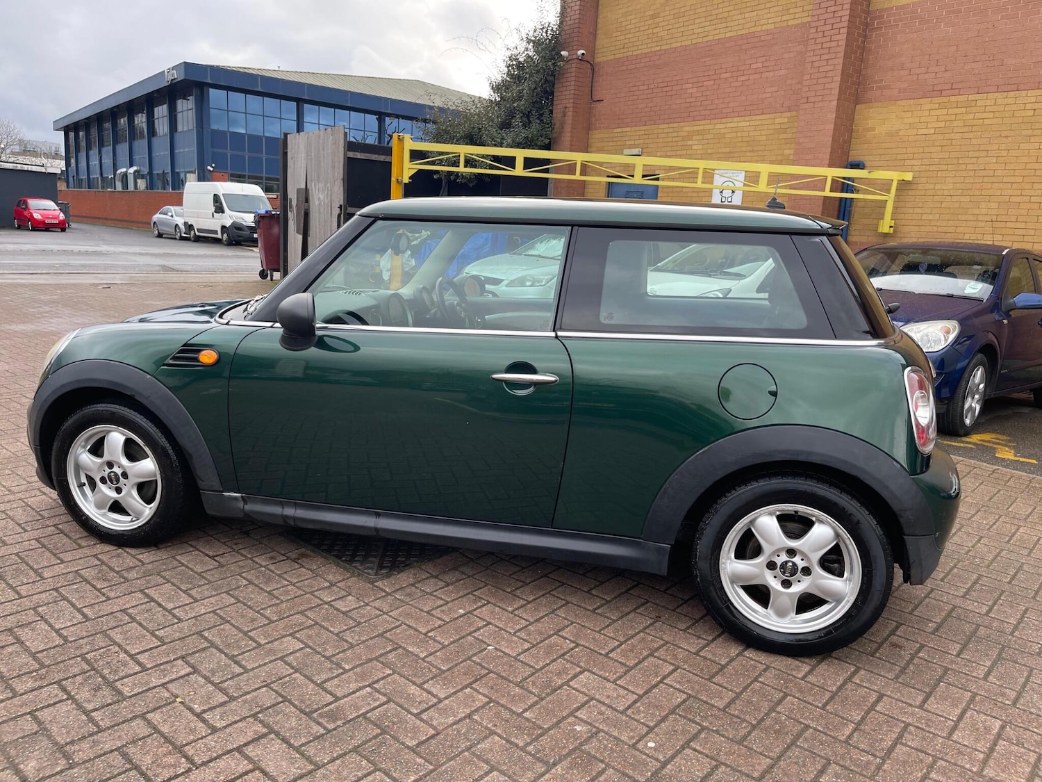Used MINI Hatch 2010 for sale - 77523622: Photo 12
