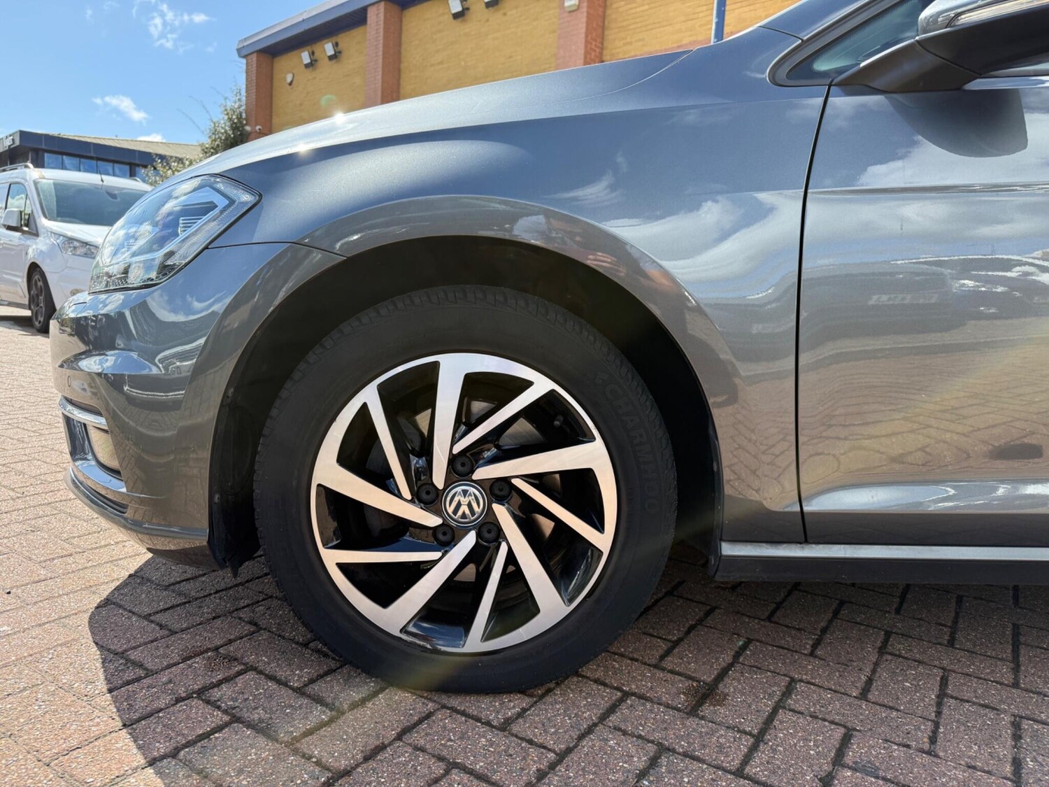 Used Volkswagen Golf 2020 for sale - 76327080: Photo 30