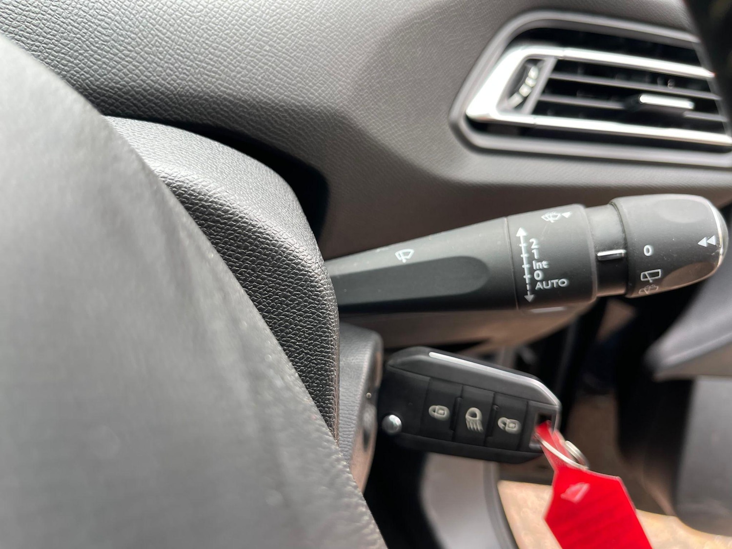 Used Peugeot 308 2019 for sale - 76551955: Photo 28