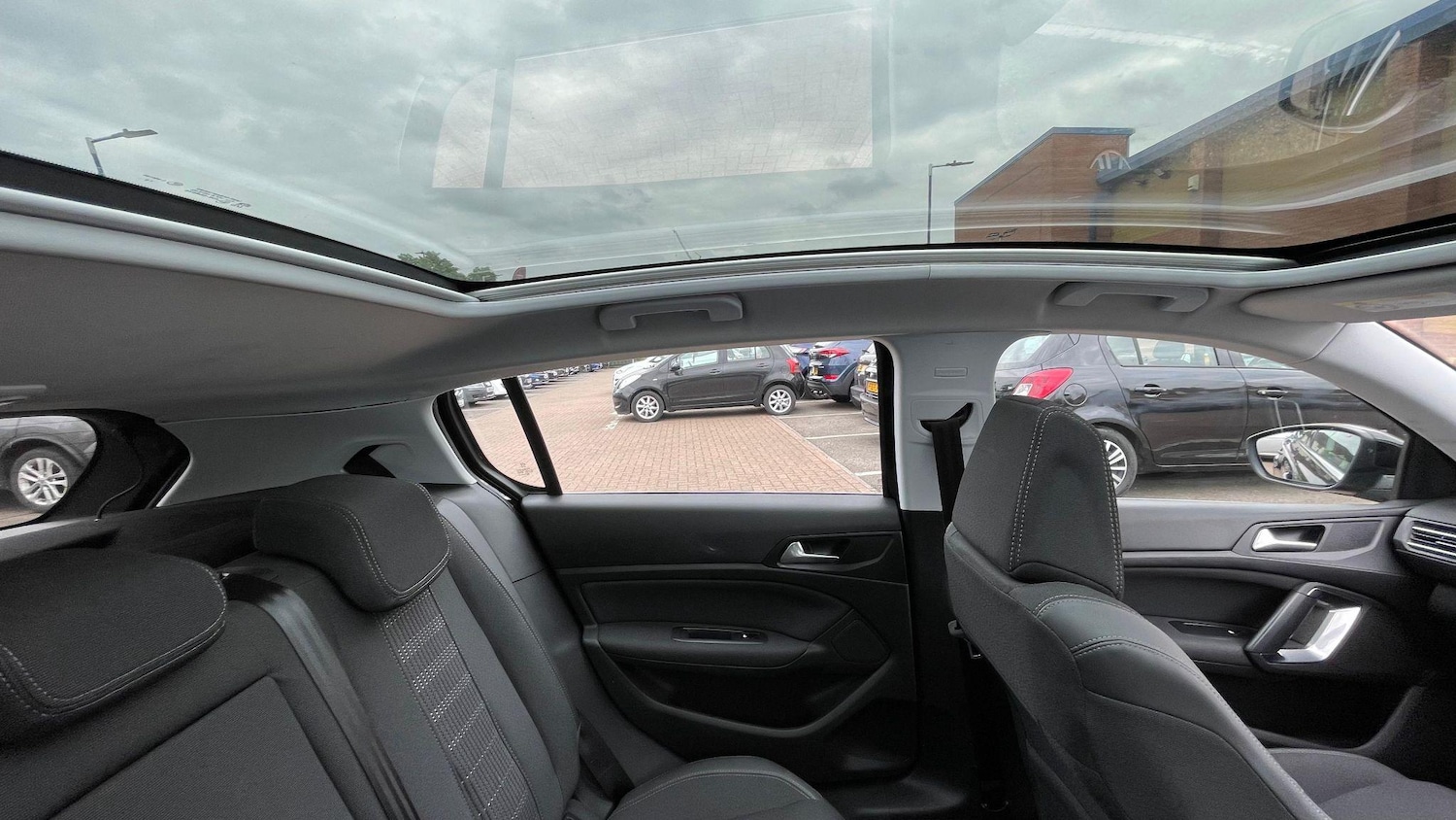 Used Peugeot 308 2019 for sale - 76551955: Photo 46