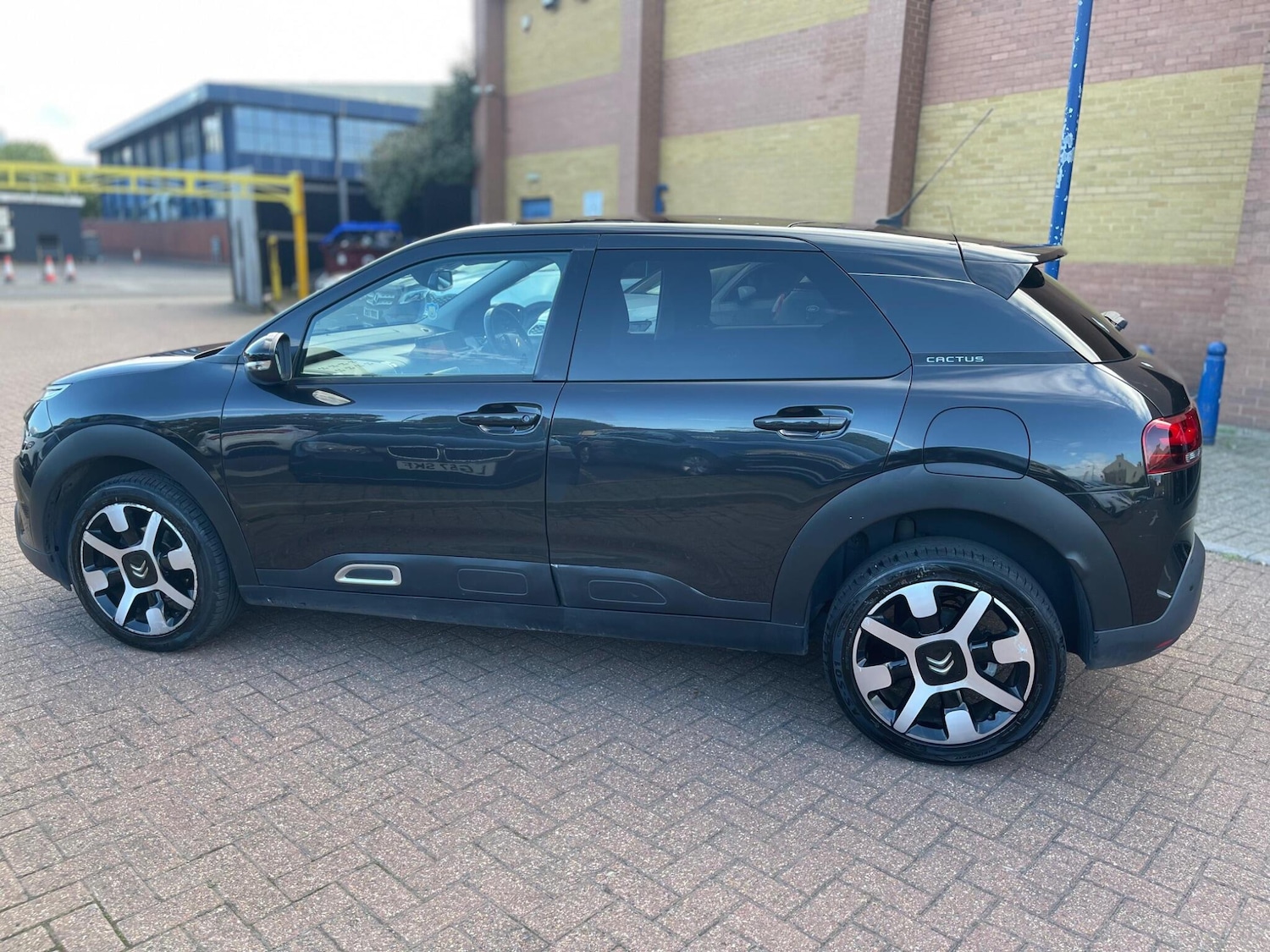 Used Citroen C4 Cactus 2019 for sale - 76992135: Photo 10