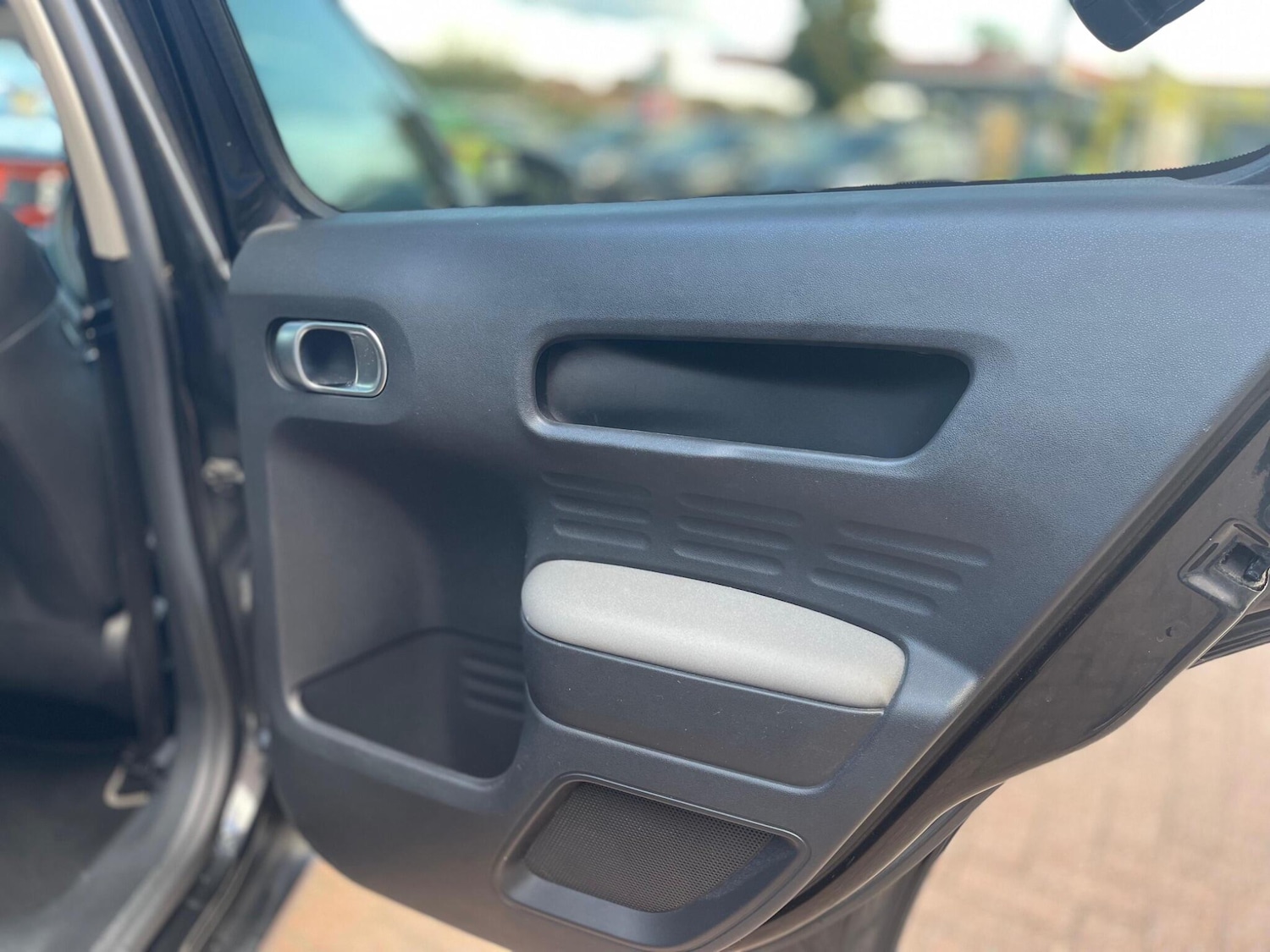 Used Citroen C4 Cactus 2019 for sale - 76992135: Photo 16