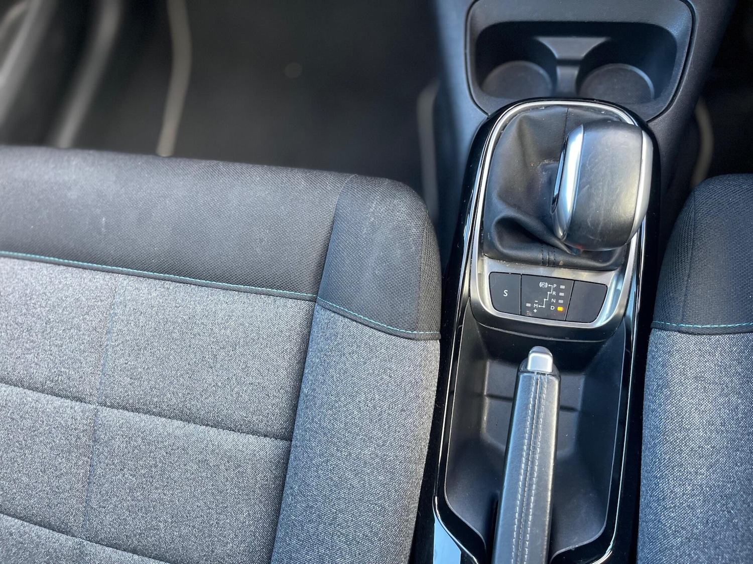 Used Citroen C4 Cactus 2019 for sale - 76992135: Photo 32