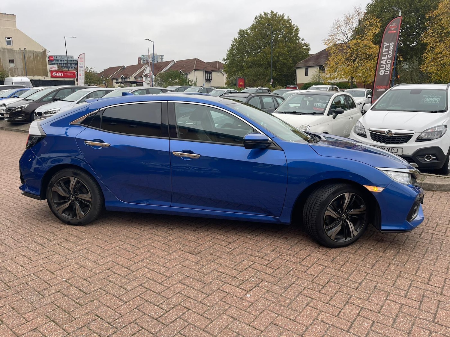 Used Honda Civic 2018 for sale - 76995680: Photo 4
