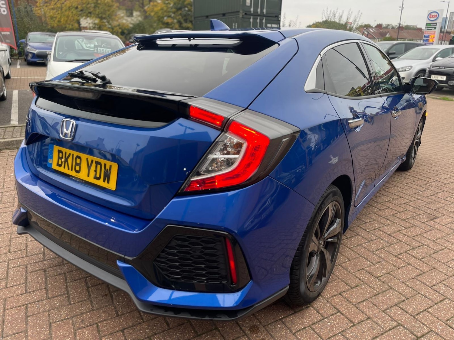 Used Honda Civic 2018 for sale - 76995680: Photo 5