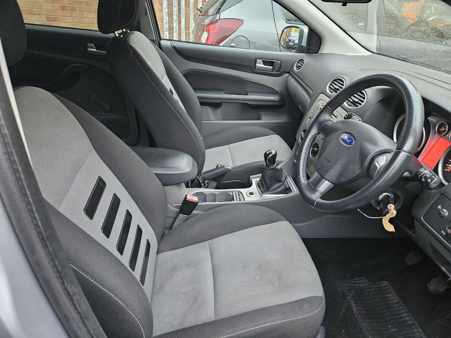 Used Ford Focus 2011 for sale - 76326593: Photo 27