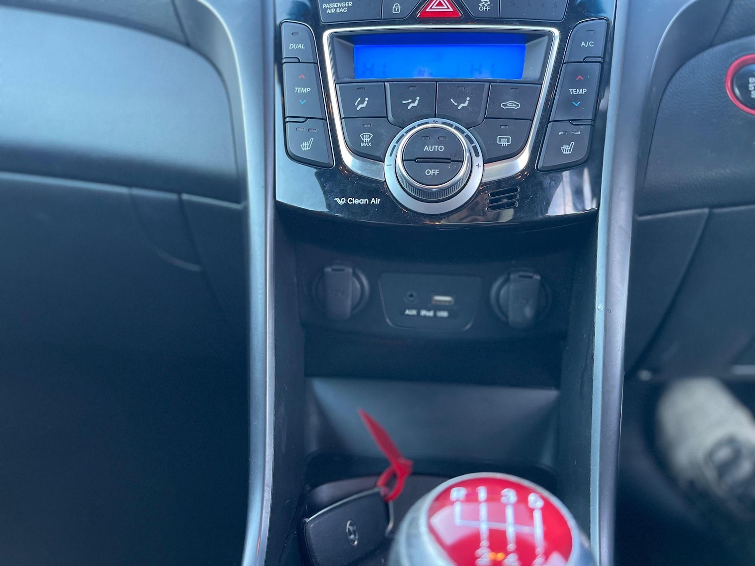 Used Hyundai i30 2016 for sale - 76991105: Photo 12