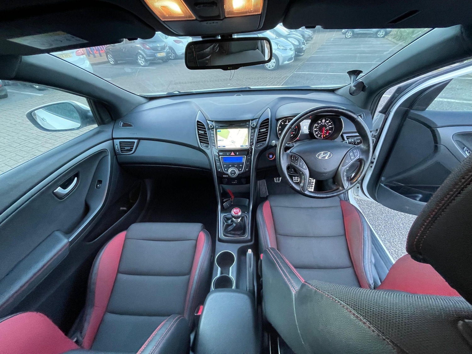 Used Hyundai i30 2016 for sale - 76991105: Photo 15