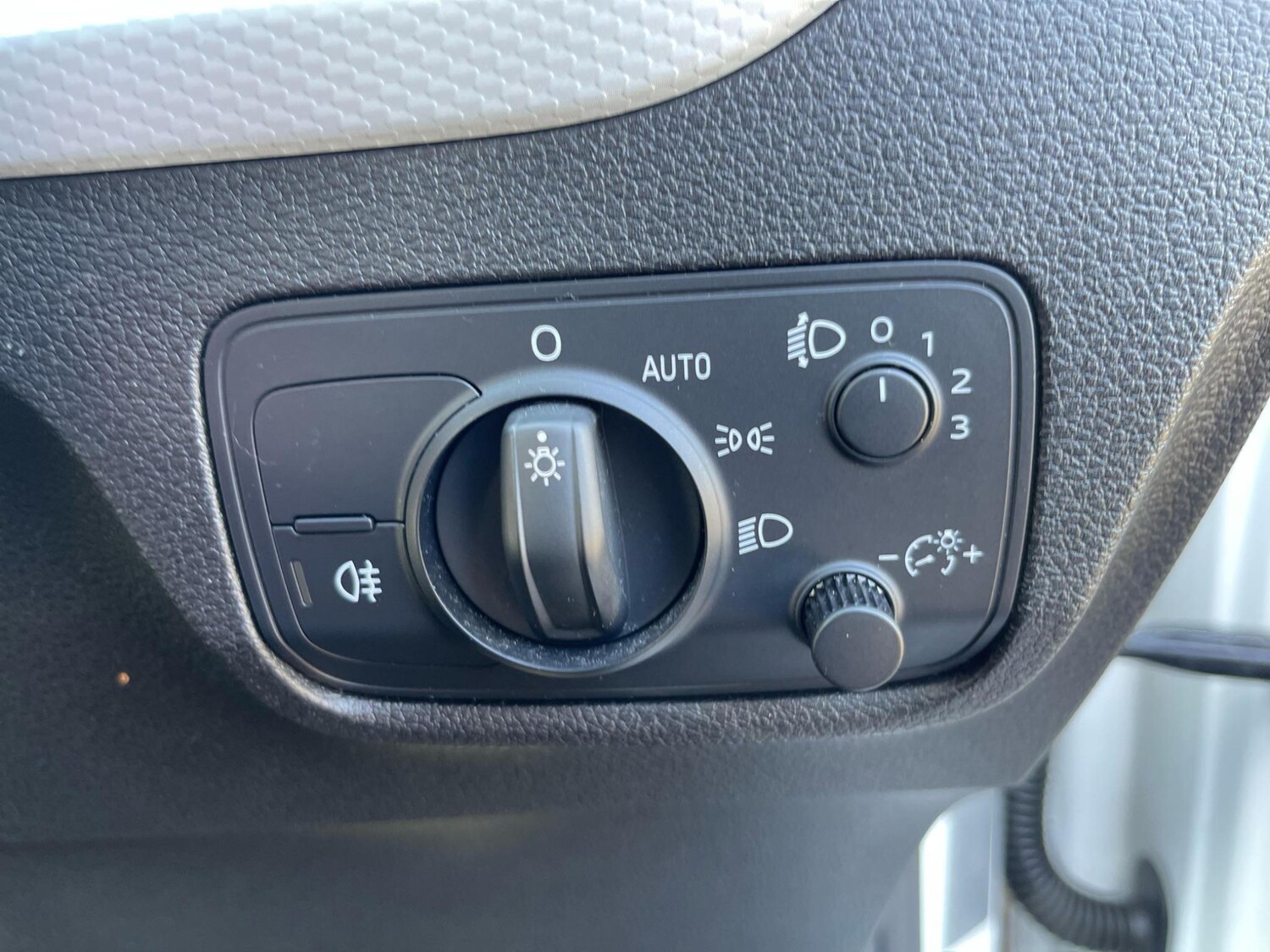 Used Audi Q2 2018 for sale - 76551906: Photo 27