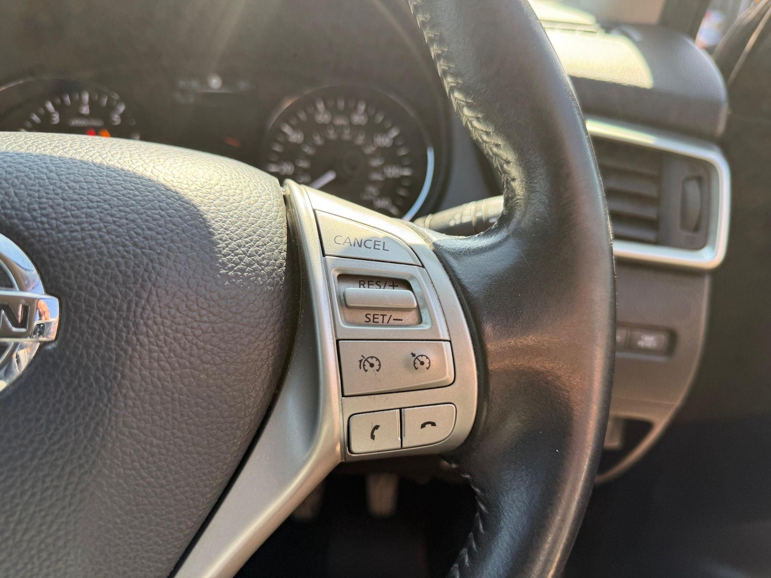 Used Nissan Qashqai 2015 for sale - 76551911: Photo 24