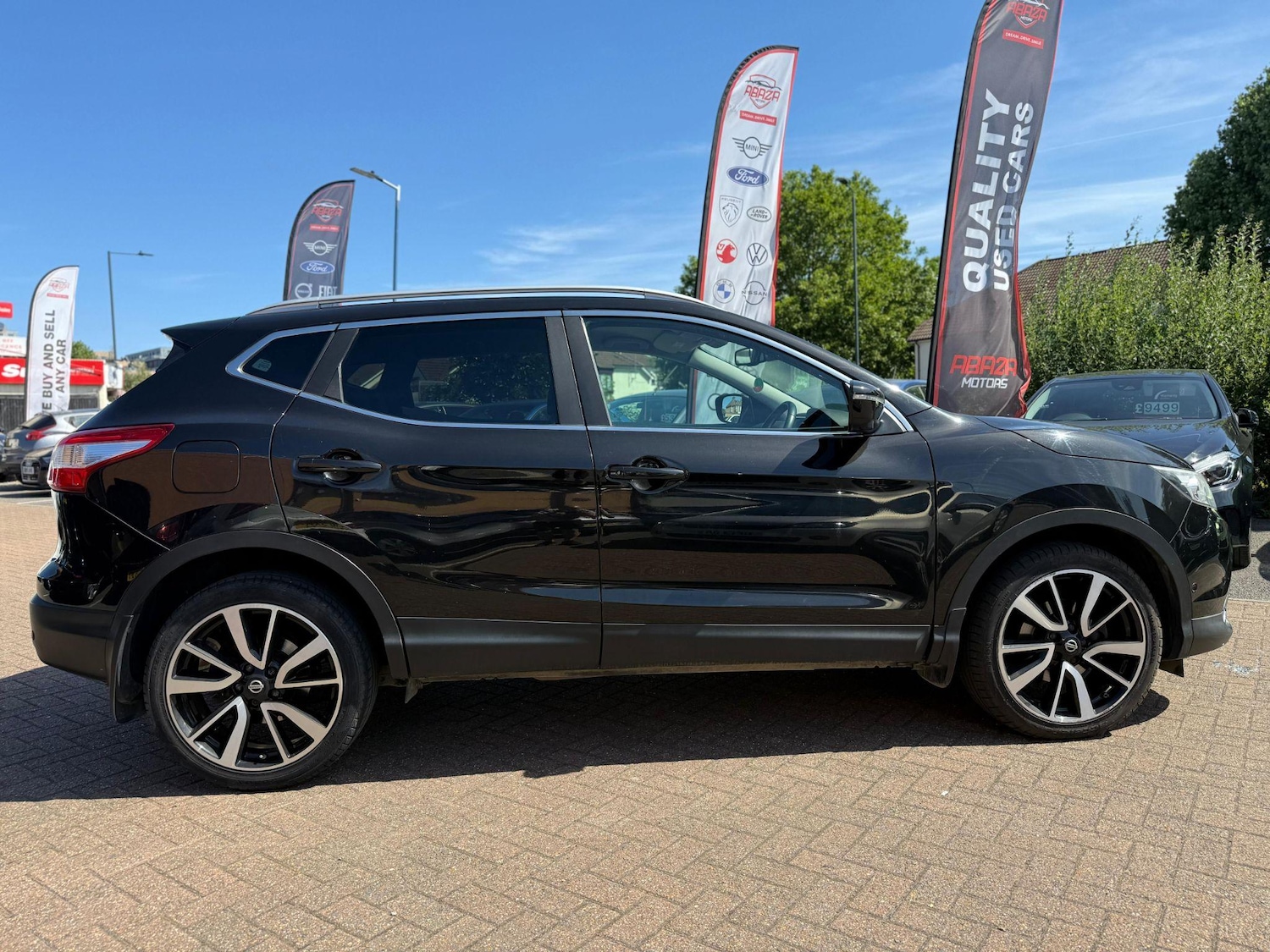 Used Nissan Qashqai 2015 for sale - 76551911: Photo 9