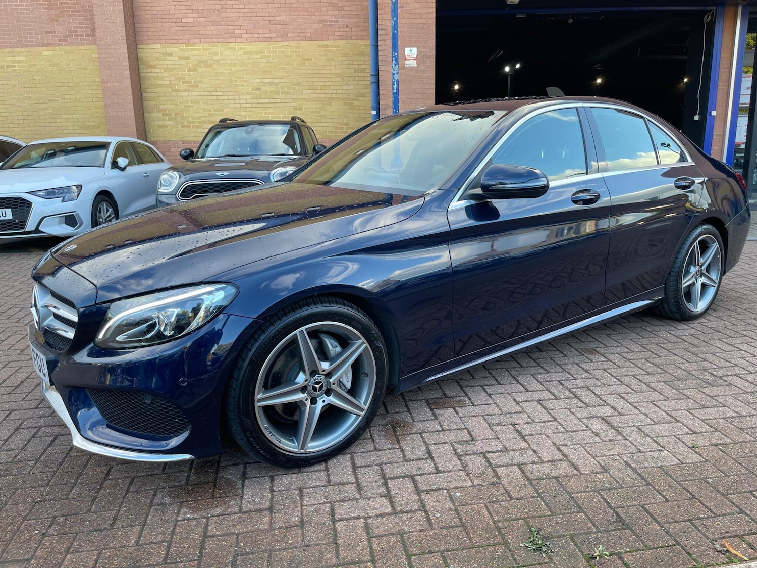 Used Mercedes-Benz C Class 2018 for sale - 76551947: Photo 22