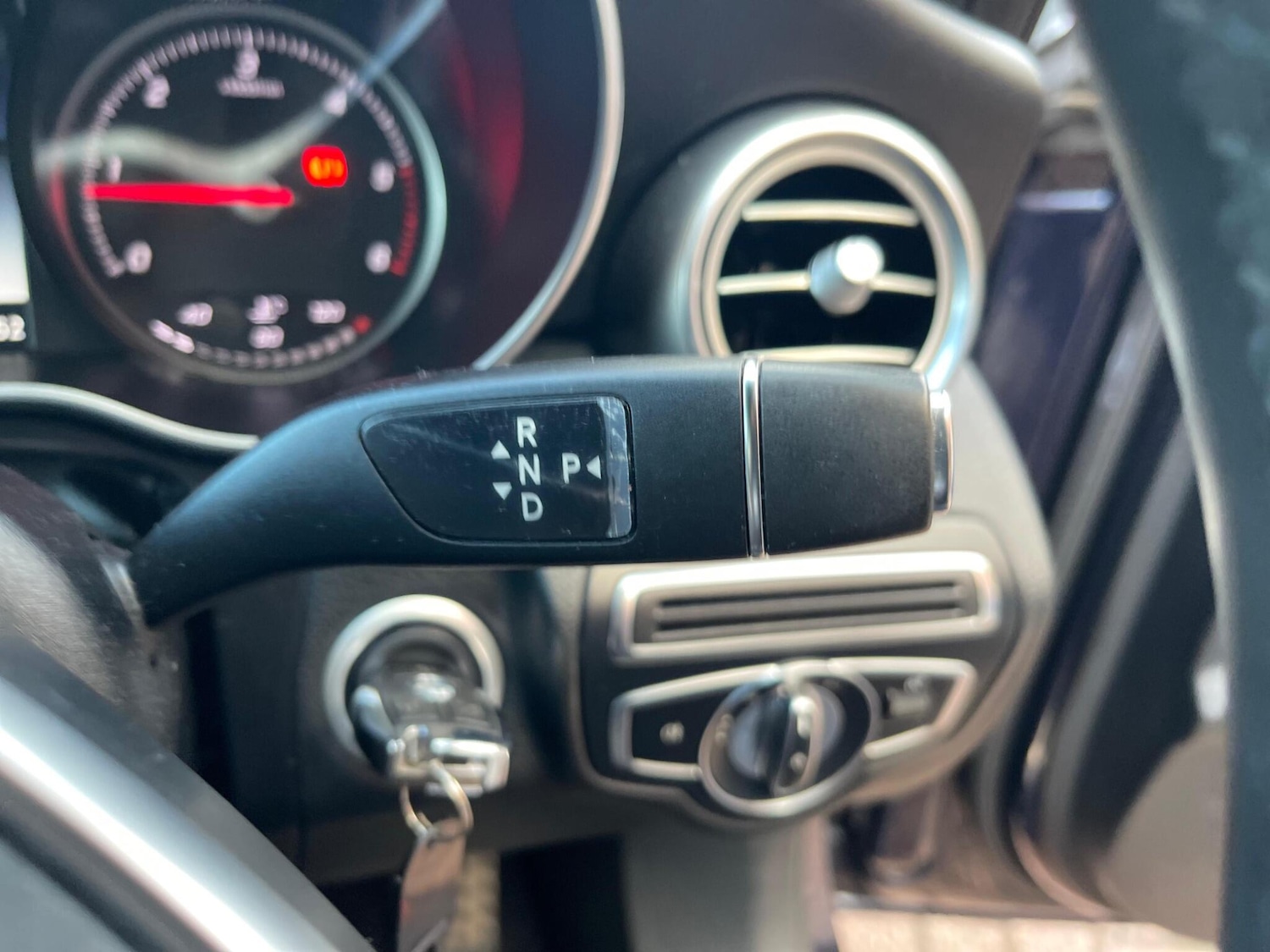 Used Mercedes-Benz C Class 2018 for sale - 76551947: Photo 28