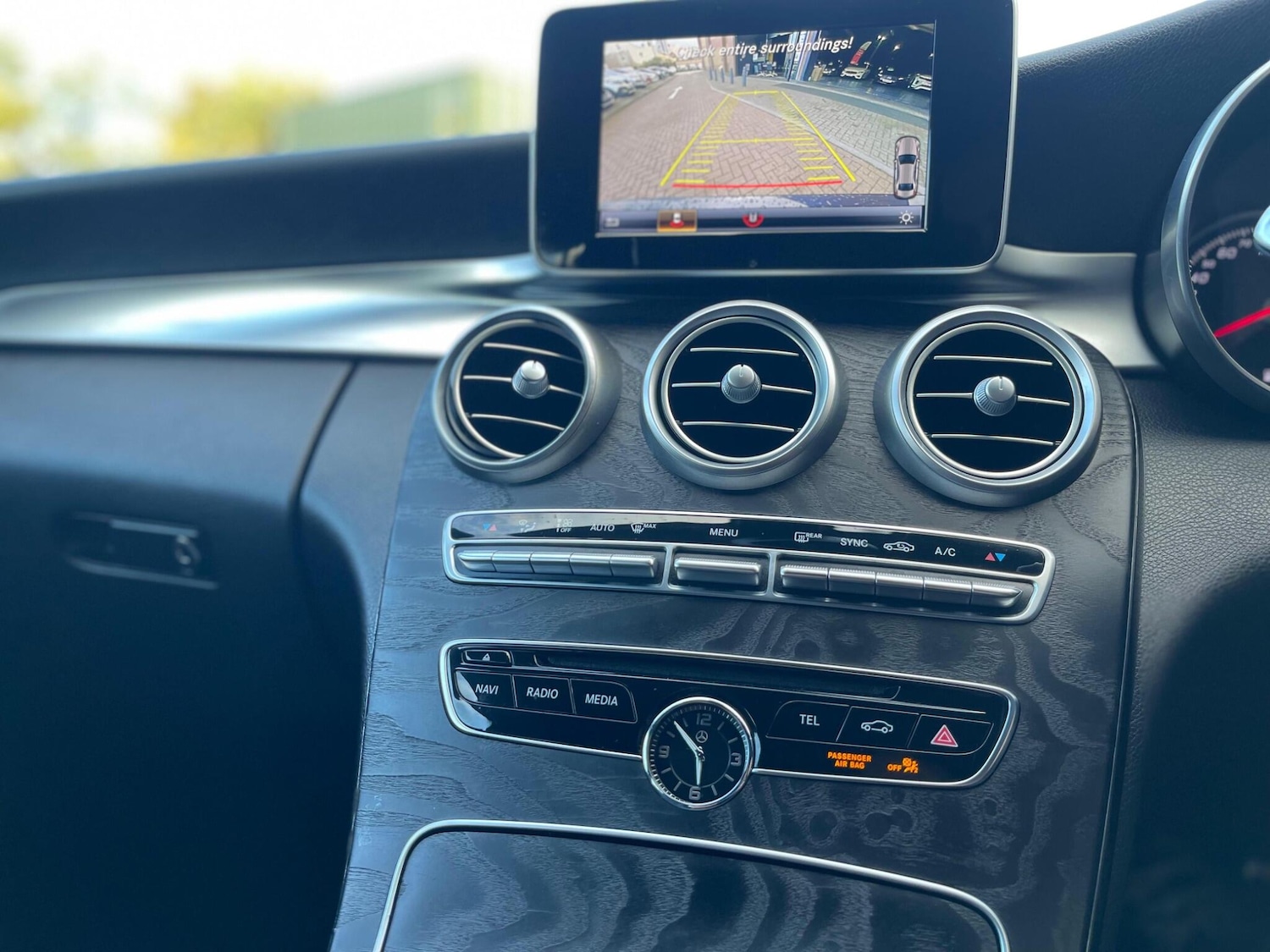 Used Mercedes-Benz C Class 2018 for sale - 76551947: Photo 35