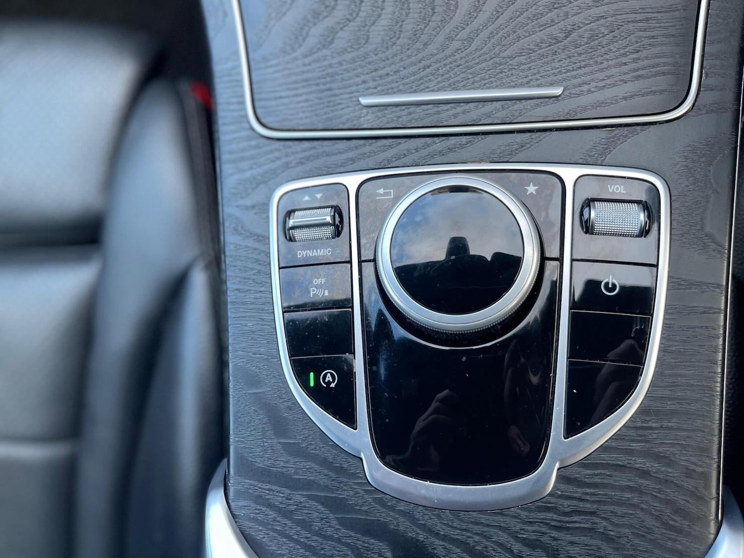 Used Mercedes-Benz C Class 2018 for sale - 76551947: Photo 38