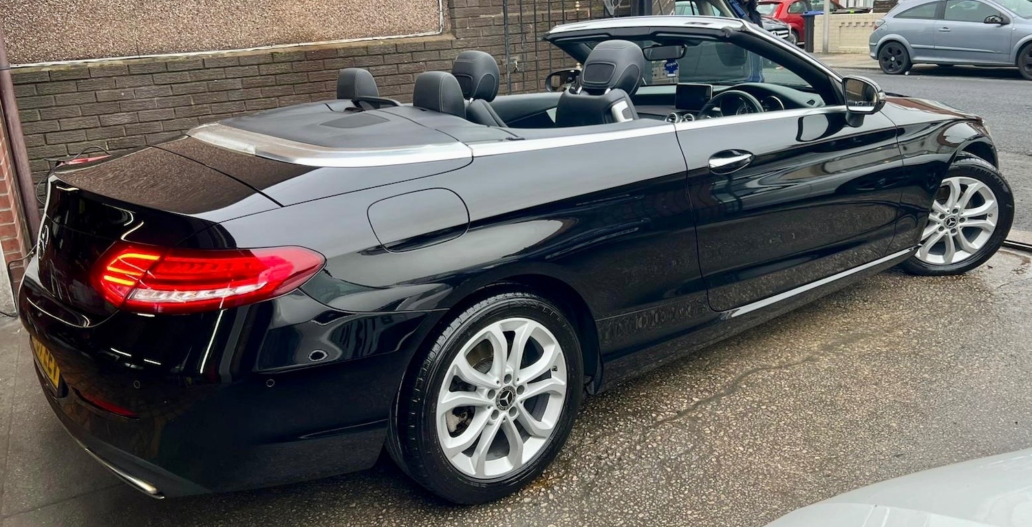 Used Mercedes-Benz C Class 2017 for sale - 76715623: Photo 4