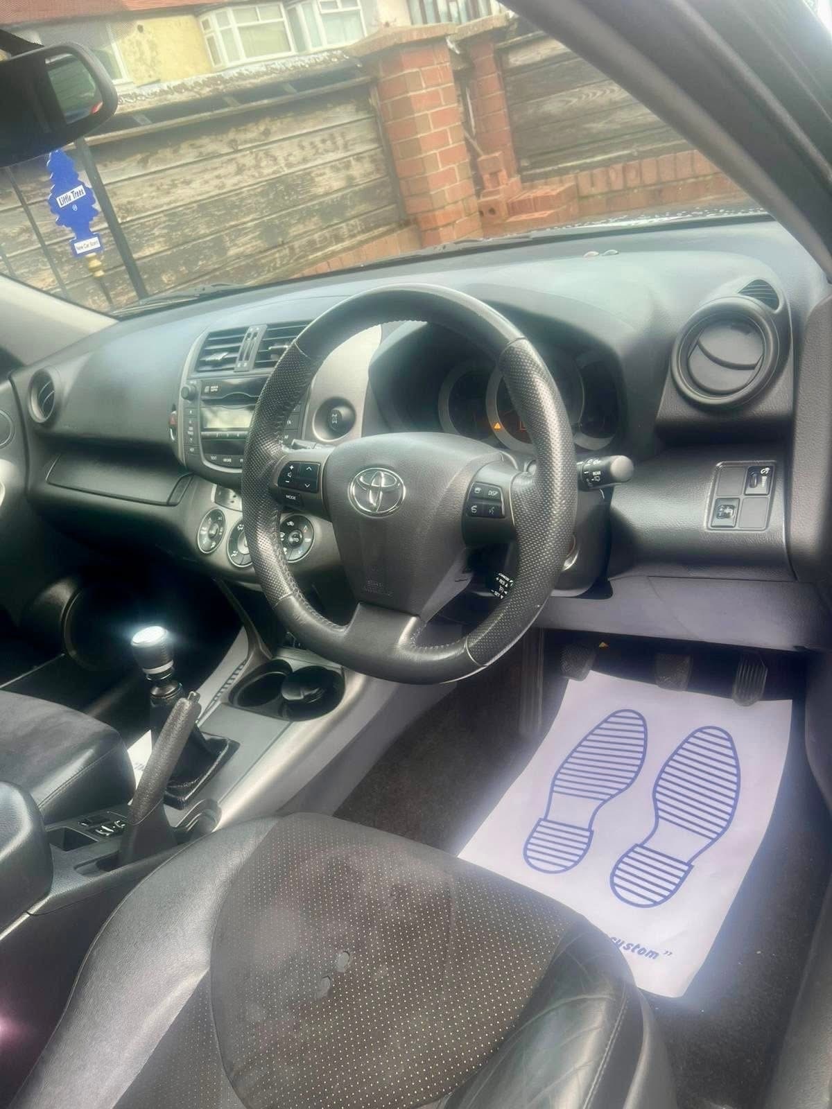 Used Toyota RAV4 2011 for sale - 78112746: Photo 9