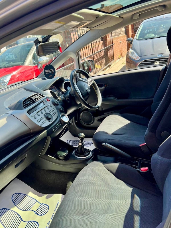 Used Honda Jazz 2010 for sale - 74718408: Photo 11