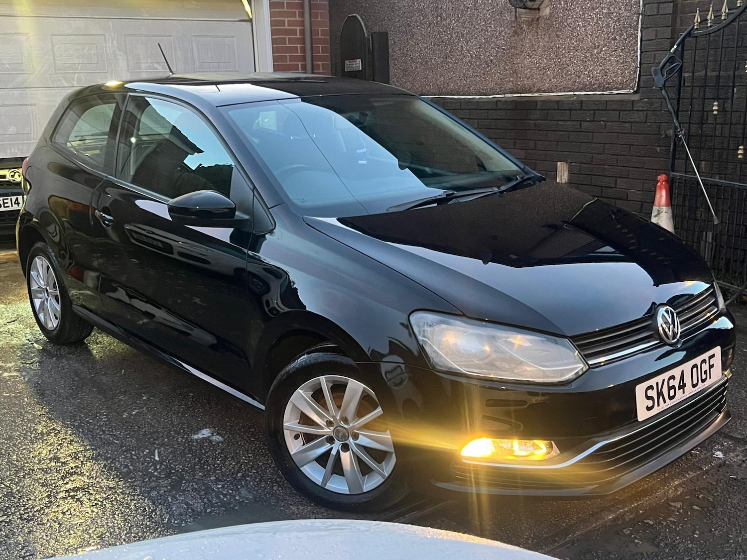 Used Volkswagen Polo 2014 for sale - 76922038: Photo 1