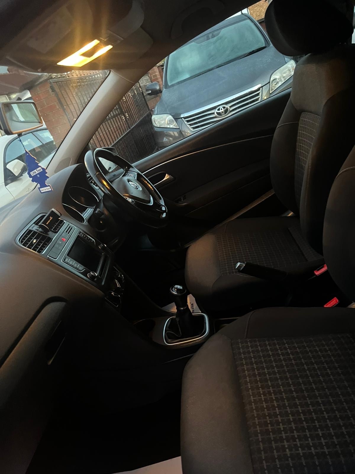 Used Volkswagen Polo 2014 for sale - 76922038: Photo 11