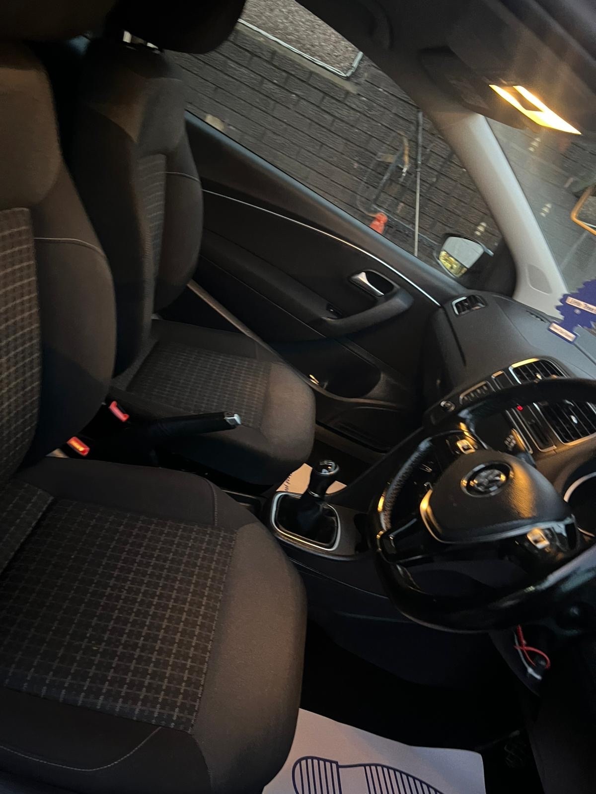 Used Volkswagen Polo 2014 for sale - 76922038: Photo 8