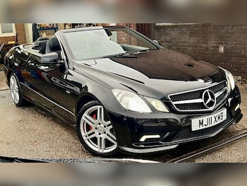 Used Mercedes-Benz E Class 2011 for sale - 76476900: Photo
